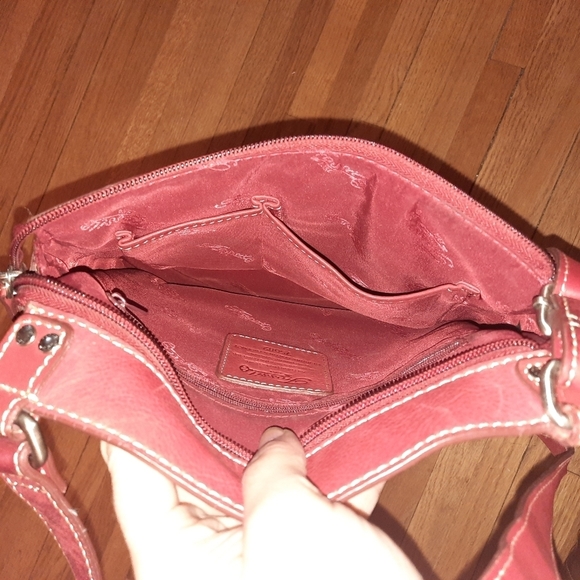 Fossil Red Crossbody Bag Purse - Excellent Used Condition. - Picture 5 of 8